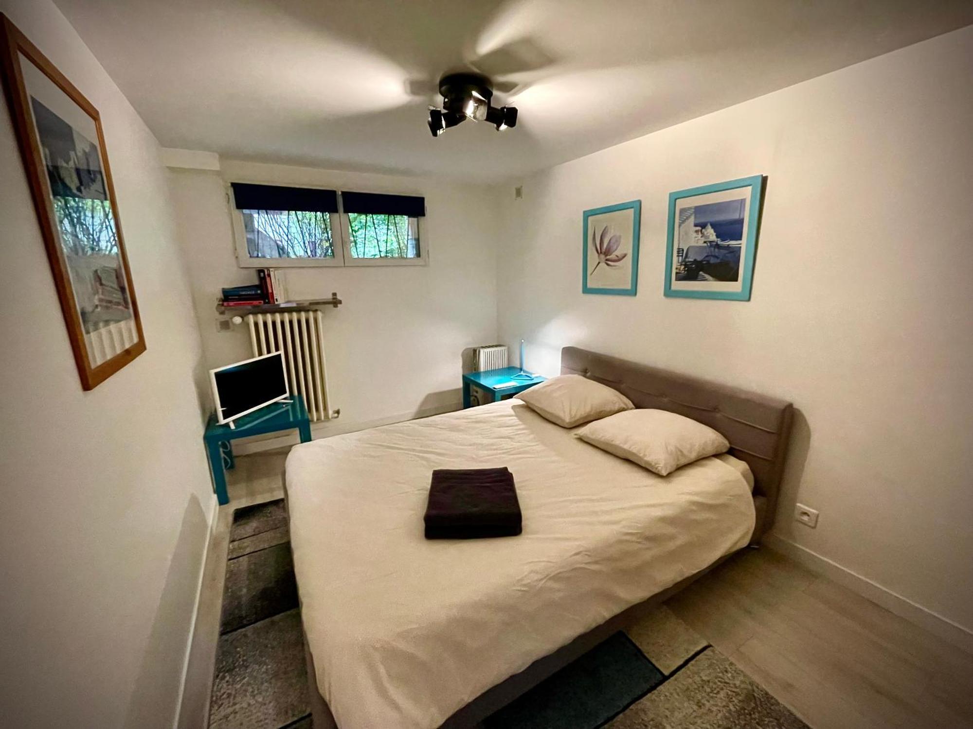 Appartement Cosy, Independant Avec Jardin 默东 外观 照片